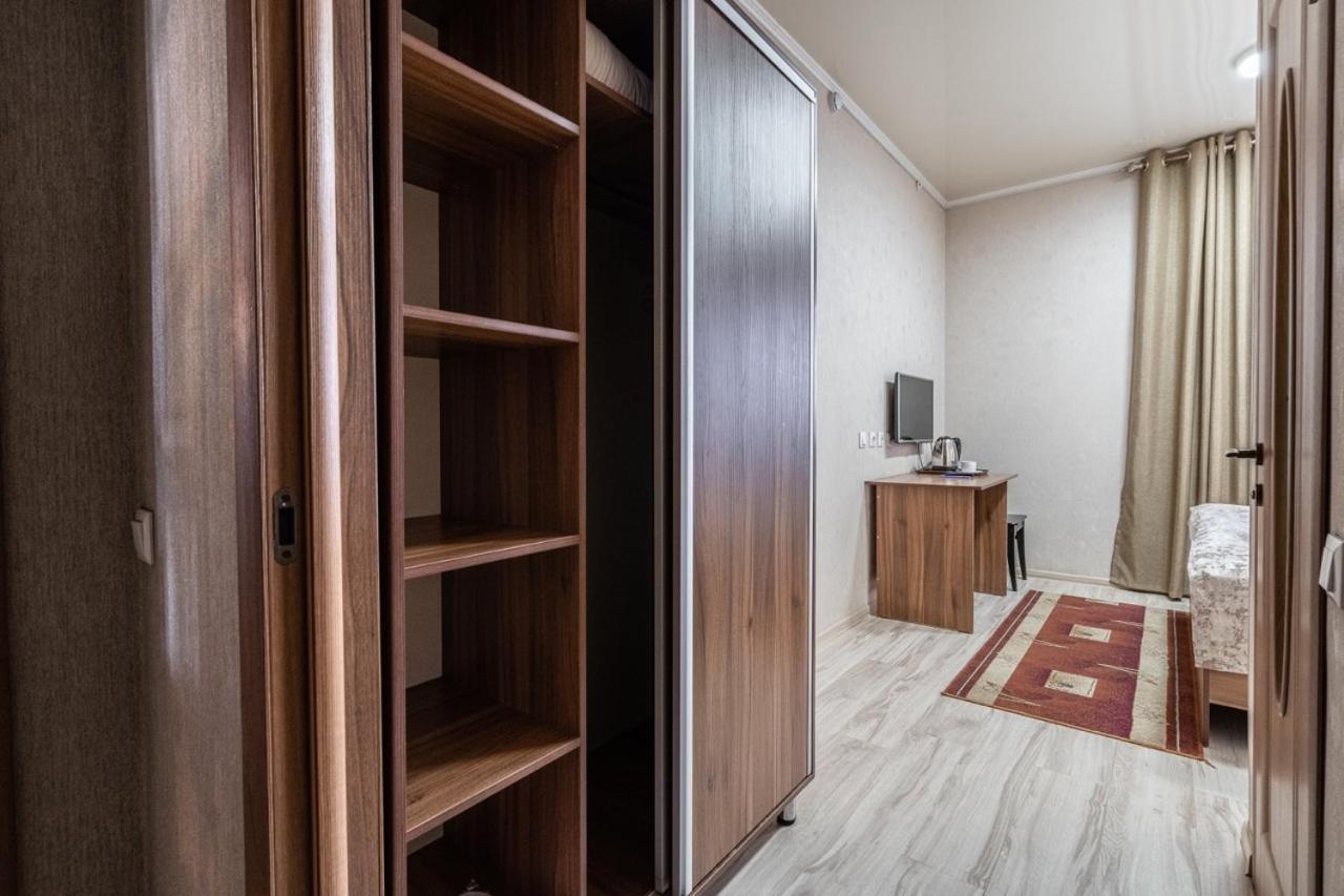 Madanur Hotel Karakol Ngoại thất bức ảnh