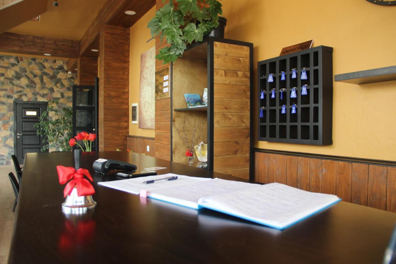 Madanur Hotel Karakol Ngoại thất bức ảnh