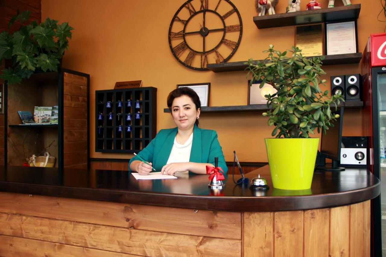 Madanur Hotel Karakol Ngoại thất bức ảnh